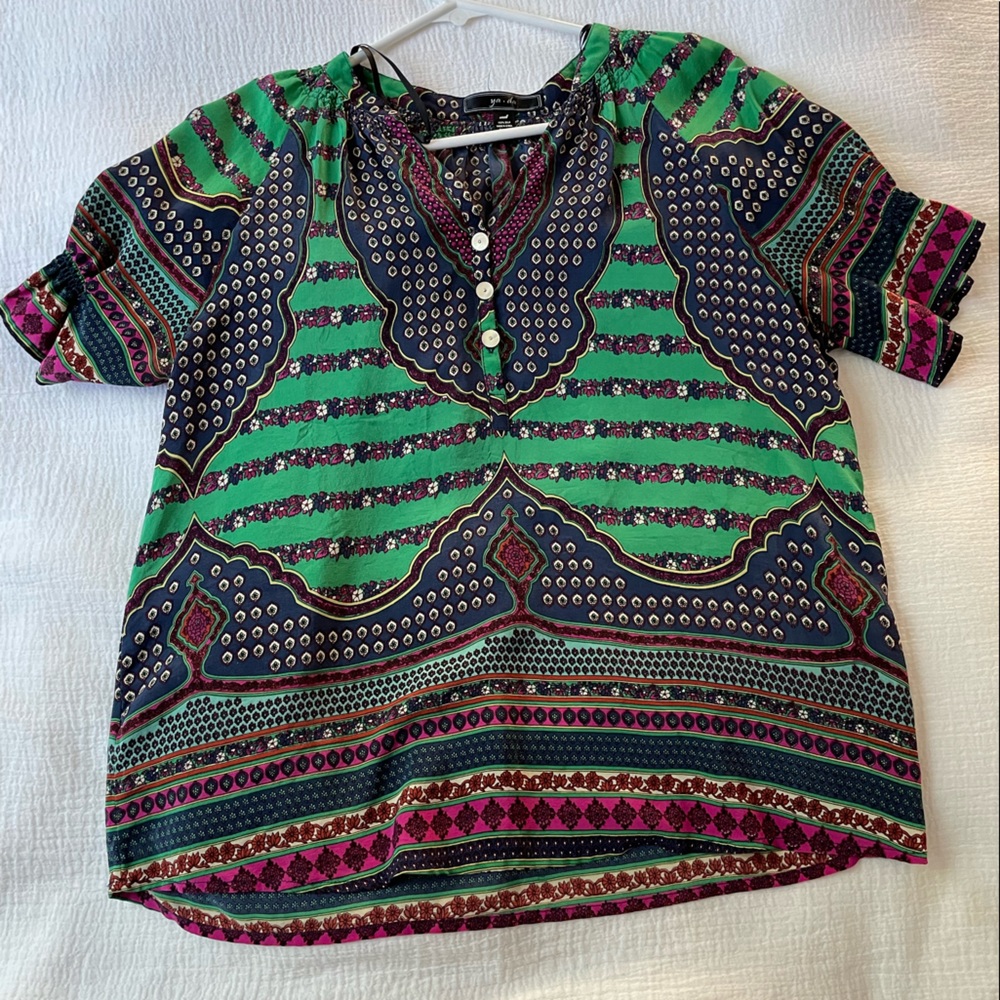 Beautiful Silk Patterned Top - Size S